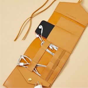 Glass Ladder & Co Katherine Tech Organizer Roll New - Honey Vegan Leather